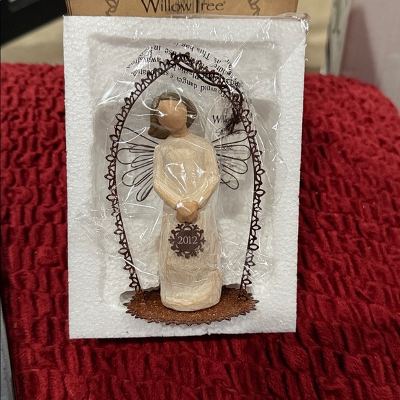 Willow Tree 2012 Trellis Ornament NWT - Picture 2 of 3